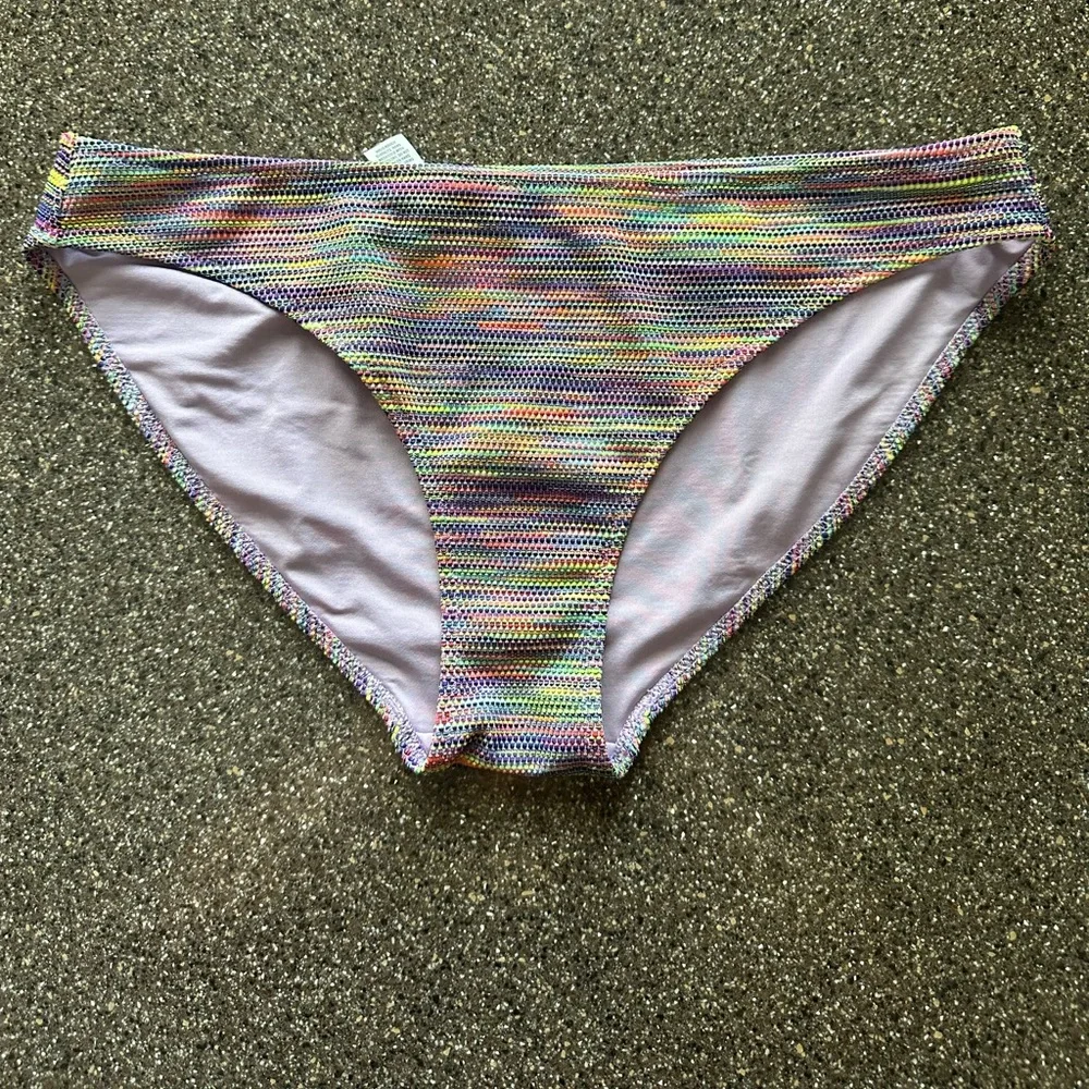 Aerie bikini bottom. Size Medium - Picture 1 of 3